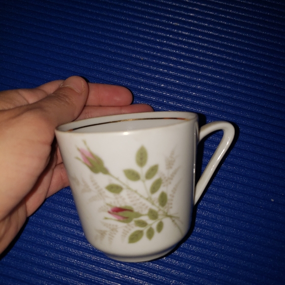 Vintage Kayla Teacup - Picture 1 of 5